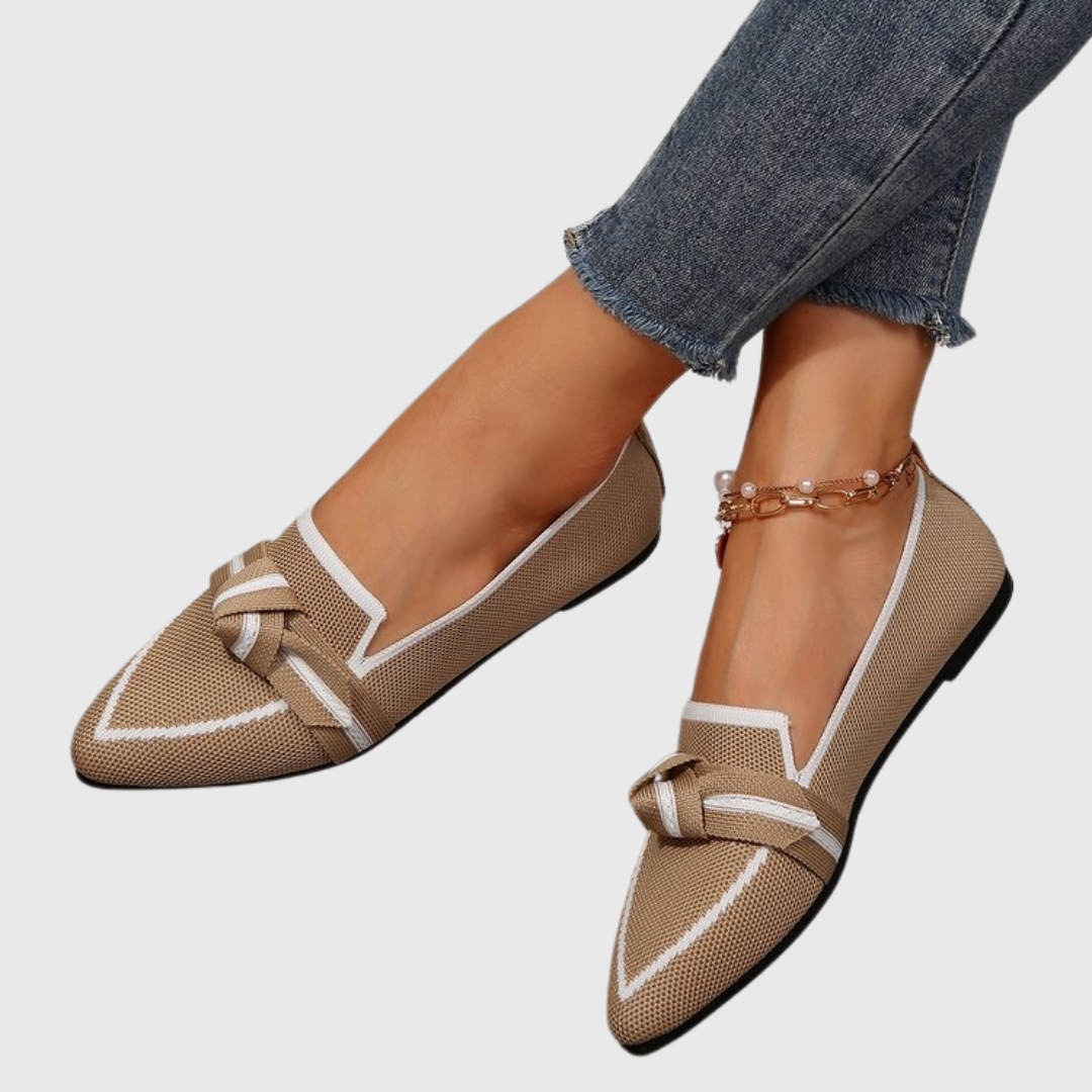 Tricia | Pointed Loafers with Contrast Trim