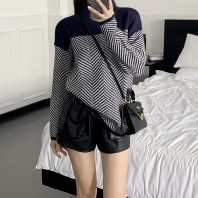 Jean | Urban Motion Sweater