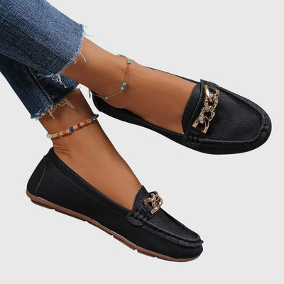Rori | Loafers with Gold Chain