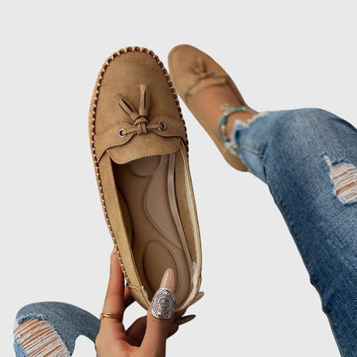 Belle | Classic Loafers with bow