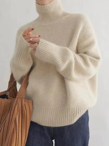 Evelyn | Timeless Comfort Sweater