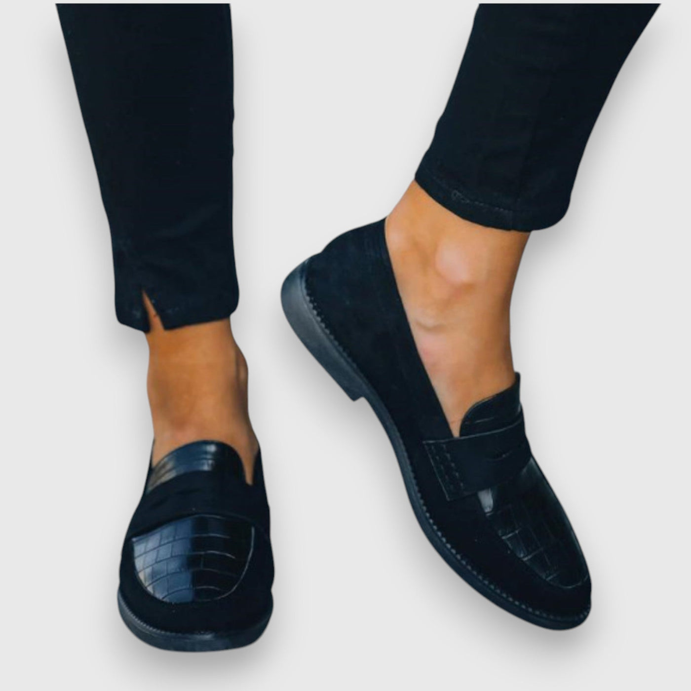 Darcy | Croco-detailed Loafers