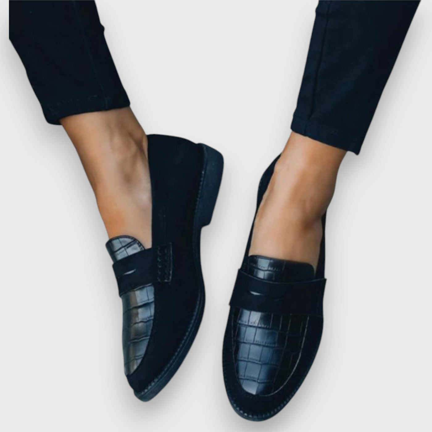 Darcy | Croco-detailed Loafers