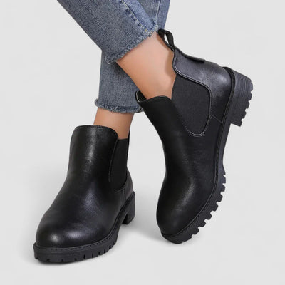 Dakota | Classic Chelsea Boots