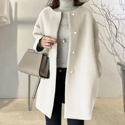 Daniella | Classic Wool Coat
