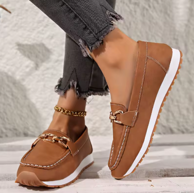 Tamara  | Chain Detail Loafers