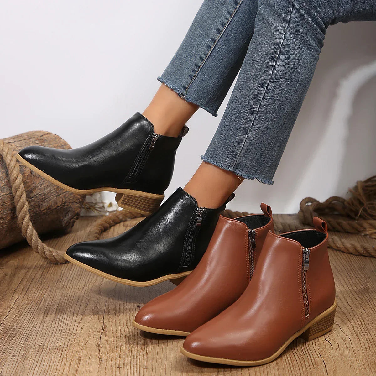 Oakley | Classic Ankle Boots