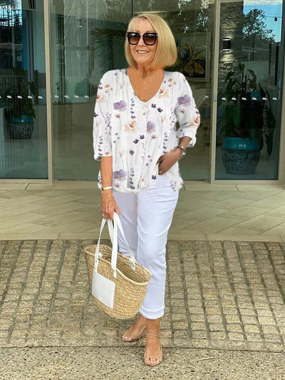 Daphne | Classic Floral Blouse